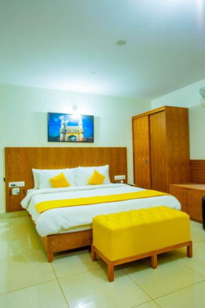 Отель Northern Suites-I @ E Block  Сампанги Рама Нагар